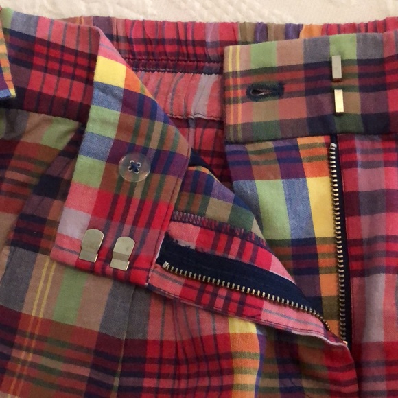 J-Crew multicolor plaid shorts with tie. - Picture 9 of 13